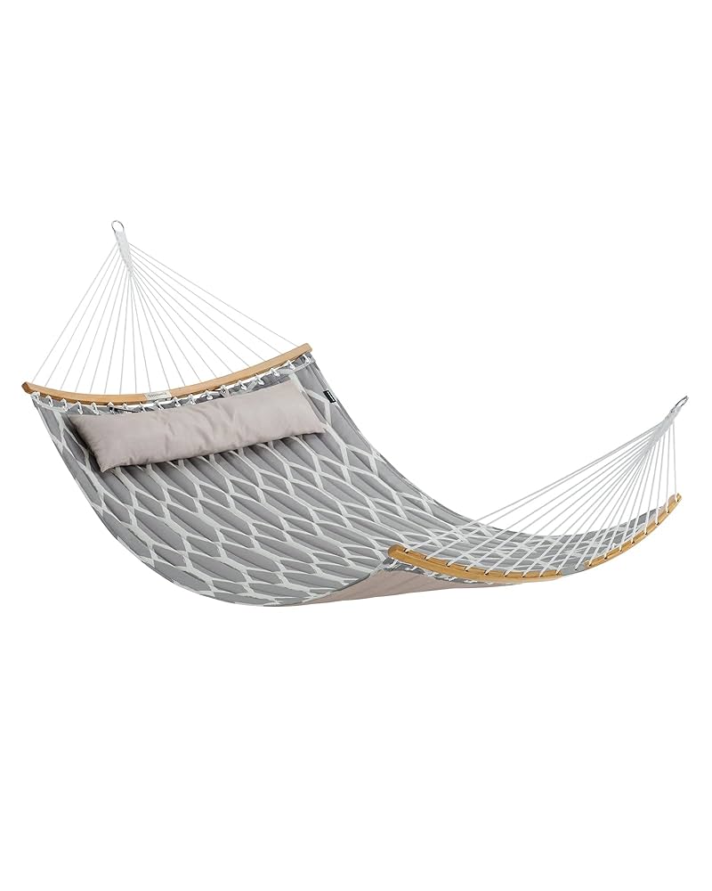 Amazon.com : SONGMICS Quilted Hammock with Curved Bamboo